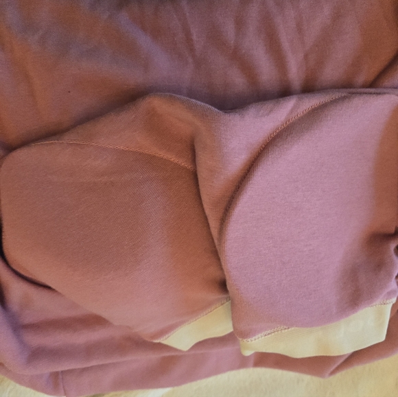 Women's Pink Long Sleeve Top OGL - Picture 3 of 4